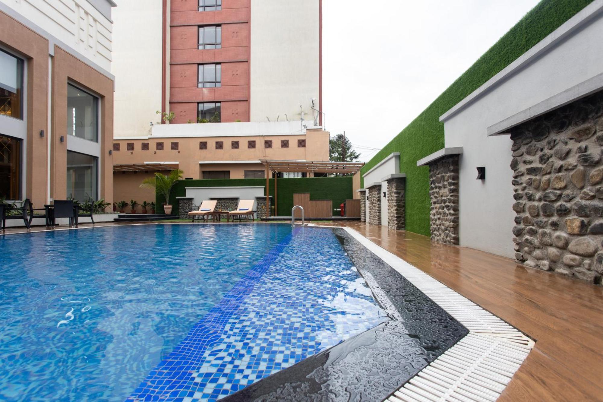 Grand Hotel Kathmandu Catmandu Exterior foto
